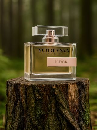 V srdci lesa, kde se klid snoubí s elegancí 🌲💫 YODEYMA Luxor – vůně, která podtrhne vaši ženskost i sílu. #Vunkosmetik...